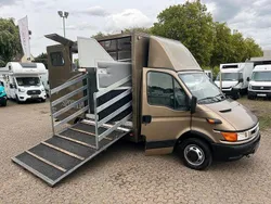 Gold Gebraucht 2002 Iveco Daily Van / Kleinbus | 14.890 €