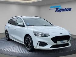 Frostweiß Gebraucht 2022 Ford Focus ST-Line Kombi | 15.980 € (Fairer Preis)
