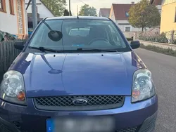 Violet Gebraucht 2006 Ford Fiesta Kleinwagen | 1.100 € (Superpreis)
