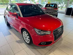 Rot Gebraucht 2011 Audi A1 Ambition Kleinwagen | 3.950 € (Fairer Preis)