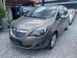 Beige Gebraucht 2010 Opel Meriva Van / Kleinbus | 2.950 € (Fairer Preis)