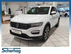 Weiß (pure white) Gebraucht 2022 VW T-Roc Active SUV | 22.470 € (Etwas zu teuer)