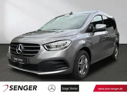 Grau Gebraucht 2023 Mercedes 180 Style Limousine | 24.750 € (Superpreis)