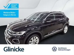 Deep black perleffekt Gebraucht 2024 VW T-Roc Style SUV | 29.433 € (Fairer Preis)