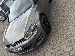 Gold Gebraucht 2013 VW Golf VII Comfortline Limousine | 8.999 € (Fairer Preis)