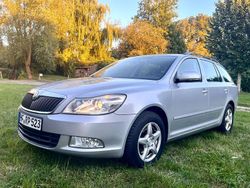 Silber Gebraucht 2013 Skoda Octavia Kombi | 4.200 € (Superpreis)