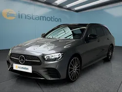 Grau Gebraucht 2021 Mercedes E400 Kombi | 58.449 €