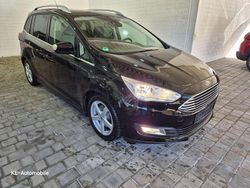 Schwarz Gebraucht 2016 Ford Grand C-Max Titanium Van / Kleinbus | 8.800 € (Fairer Preis)