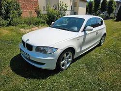 Weiß Gebraucht 2010 BMW 116 Sport Line Kleinwagen | 4.899 €