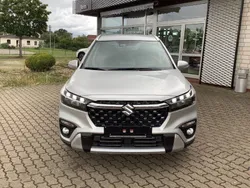 Silber Gebraucht 2023 Suzuki SX4 S-Cross Comfort SUV | 24.990 € (Guter Preis)