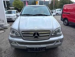 Brillantsilber metalliclack Gebraucht 2005 Mercedes ML400 Edition SUV | 3.500 €