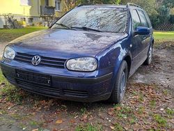 Blau Gebraucht 2002 VW Golf IV Highline Kombi | 2.200 € (Fairer Preis)