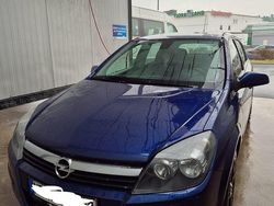 Blau Gebraucht 2007 Opel Astra Kleinwagen | 5.000 €