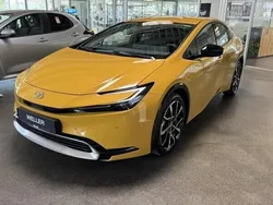 Gelb (mustard metallic) Neu 2025 Toyota Prius Plug-in Hybrid Executive Kleinwagen | 44.439 € (Fairer Preis)