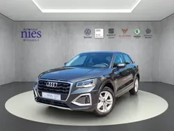 Grau Gebraucht 2024 Audi Q2 Advanced Plus SUV | 27.990 € (Guter Preis)