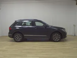 Schwarz Gebraucht 2023 VW Tiguan Life SUV | 19.980 € (Superpreis)