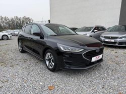 Obsidianschwarz metallic Gebraucht 2022 Ford Focus Cool & Connect Limousine | 11.999 € (Guter Preis)