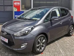 Grau micron grey metallic Gebraucht 2017 Hyundai ix20 Trend Van / Kleinbus | 10.995 € (Fairer Preis)