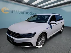 Weiß Gebraucht 2021 VW Passat GTE Kombi | 27.149 € (Fairer Preis)