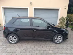 Schwarz Gebraucht 2018 Skoda Fabia Ambition Kleinwagen | 10.900 € (Fairer Preis)