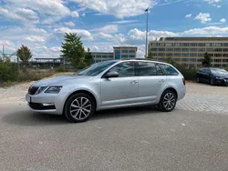Silber Gebraucht 2019 Skoda Octavia Kombi | 10.000 € (Superpreis)
