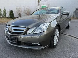 Grau Gebraucht 2009 Mercedes E350 Coupé | 12.990 € (Fairer Preis)