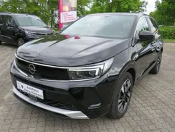 Schwarz perla nera/metallic Gebraucht 2024 Opel Grandland X Elegance SUV | 28.690 € (Fairer Preis)