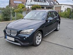 Blau Gebraucht 2013 BMW X1 SUV | 9.400 € (Fairer Preis)