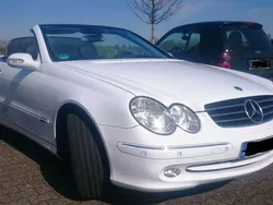 Weiß Gebraucht 2003 Mercedes CLK240 Avantgarde Coupé | 7.850 €