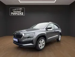Graphitegrau metallic Gebraucht 2024 Skoda Karoq Selection SUV | 33.990 € (Etwas zu teuer)