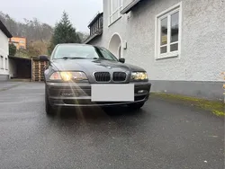 Grau Gebraucht 2001 BMW 320 Limousine | 3.400 € (Fairer Preis)