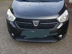 Schwarz Gebraucht 2018 Dacia Dokker Van | 8.900 € (Teuer)