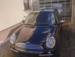Schwarz Gebraucht 2004 Mini Cooper Kleinwagen | 1.800 € (Teuer)