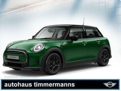 british racing green (metallic) Gebraucht 2024 Mini Cooper Kleinwagen | 27.490 € (Fairer Preis)