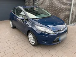 Blau Gebraucht 2010 Ford Fiesta Kleinwagen | 4.399 €
