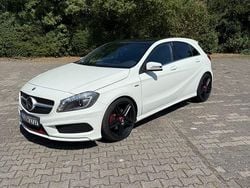 Weiß Gebraucht 2013 Mercedes A250 AMG line Limousine | 11.000 € (Guter Preis)
