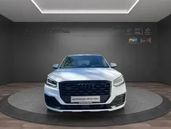 Weiß (weiß) Gebraucht 2018 Audi Q2 SUV | 20.990 € (Fairer Preis)