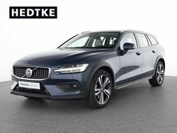 Gebraucht 2023 Volvo V60 CC Kombi | 44.990 €