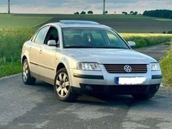 Silber Gebraucht 2003 VW Passat Basis Limousine | 1.200 € (Guter Preis)