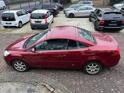 Grenadine Gebraucht 2010 Ford Focus Cabriolet Trend Cabrio | 1.700 € (Superpreis)