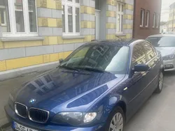Blau Gebraucht 2004 BMW 320 Limousine | 4.000 € (Guter Preis)