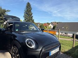 Schwarz Gebraucht 2023 Mini Cooper Kleinwagen | 27.500 € (Teuer)