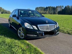 Schwarz Gebraucht 2013 Mercedes E220 Limousine | 13.490 € (Guter Preis)