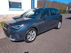 Grau Gebraucht 2022 Seat Arona Xperience SUV | 19.990 € (Fairer Preis)