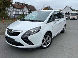 Weiß Gebraucht 2013 Opel Zafira Tourer Van / Kleinbus | 4.950 € (Fairer Preis)