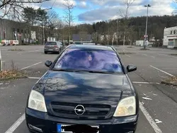 Schwarz Gebraucht 2004 Opel Signum Kombi | 2.250 €