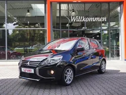 Schwarz Gebraucht 2023 Mitsubishi Space Star Select Kleinwagen | 13.950 € (Teuer)