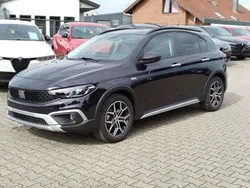 Schwarz Gebraucht 2024 Fiat Tipo Cross Limousine | 31.990 €