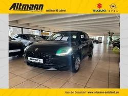Schwarz Neu 2024 Suzuki Swift Club Limousine | 20.790 €