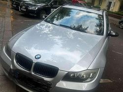 Silber Gebraucht 2007 BMW 320 Limousine | 4.500 € (Guter Preis)